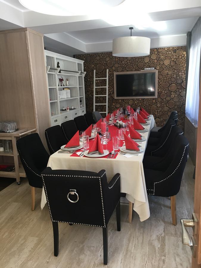 Chalet Alpina 莫罗埃尼 外观 照片